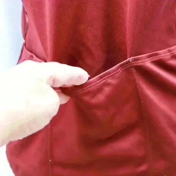 Pearl iZUMi Size L cranberry patterned sleeveless biking jersey - Picture 12 of 16